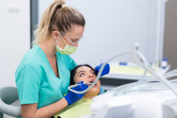 Best Dentist for Tooth Abscess  in Lordstown, OH
